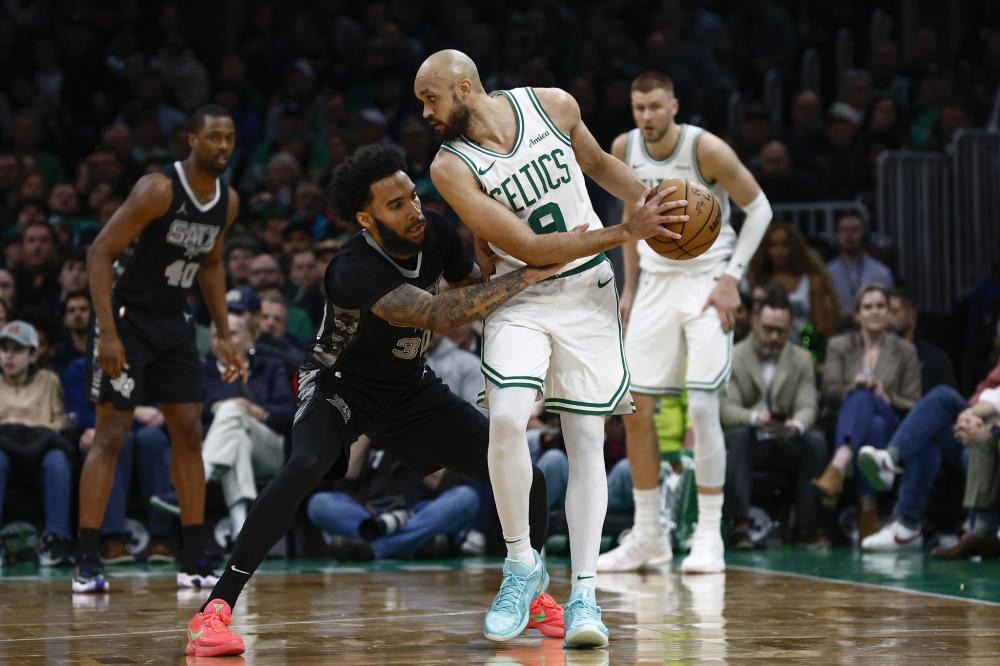 保持阵容的 保持阵容的