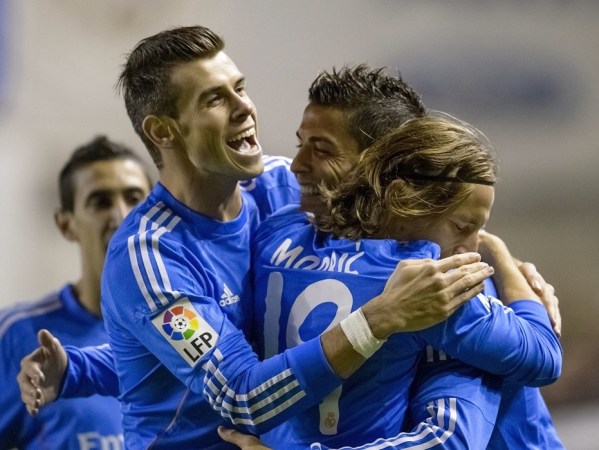 转会市场正 转会市场正