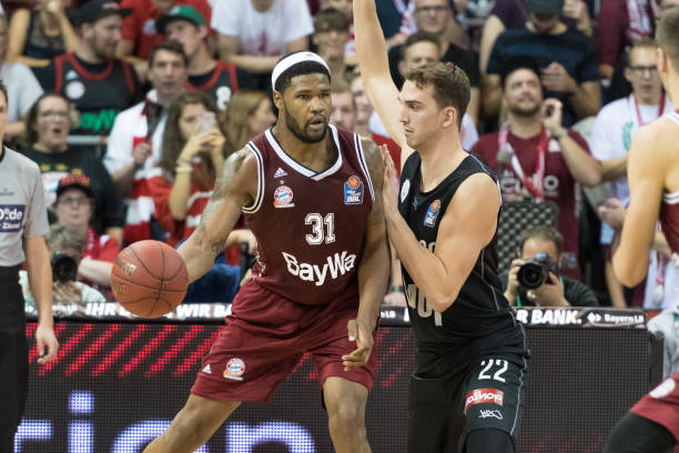 逼抢同样出 逼抢同样出