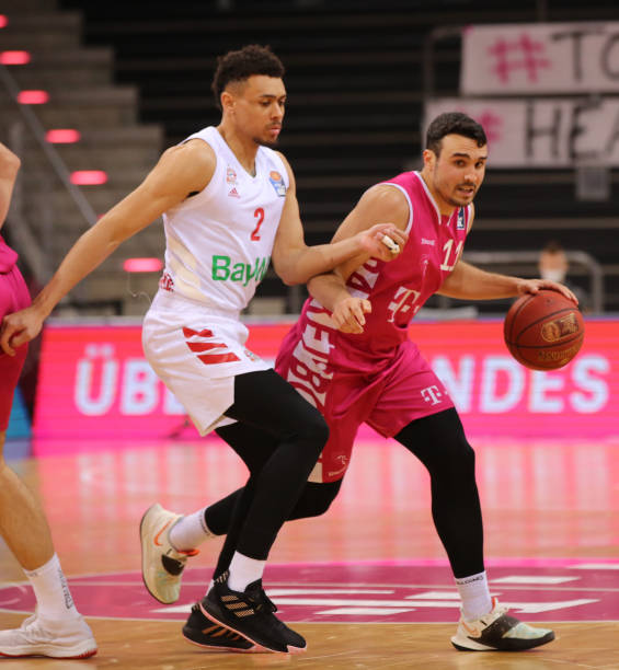 德乙球队帕 德乙球队帕